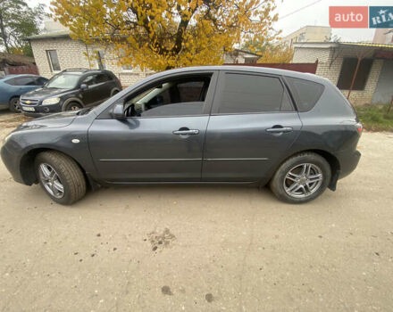 Серый Мазда 3, объемом двигателя 1.6 л и пробегом 220 тыс. км за 4200 $, фото 2 на Automoto.ua