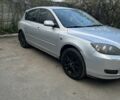 Серый Мазда 3, объемом двигателя 1.6 л и пробегом 270 тыс. км за 4800 $, фото 1 на Automoto.ua