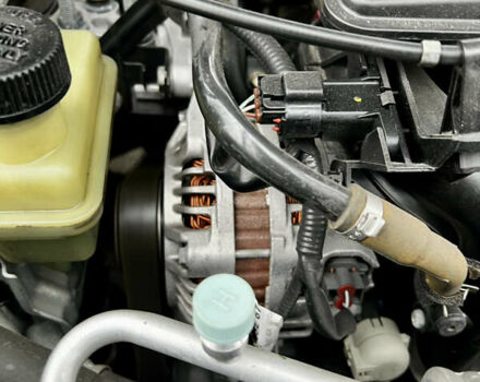 Серый Мазда 3, объемом двигателя 1.6 л и пробегом 163 тыс. км за 6250 $, фото 37 на Automoto.ua