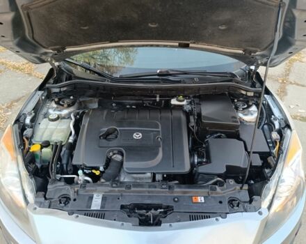 Сірий Мазда 3, об'ємом двигуна 1.6 л та пробігом 240 тис. км за 5999 $, фото 22 на Automoto.ua
