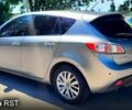 Серый Мазда 3, объемом двигателя 1.6 л и пробегом 185 тыс. км за 6000 $, фото 2 на Automoto.ua