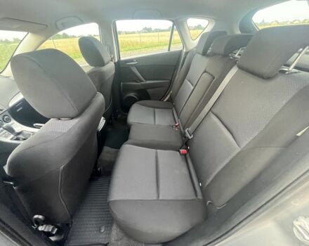 Серый Мазда 3, объемом двигателя 1.6 л и пробегом 212 тыс. км за 8500 $, фото 13 на Automoto.ua