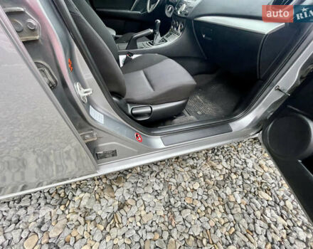 Сірий Мазда 3, об'ємом двигуна 1.6 л та пробігом 240 тис. км за 6300 $, фото 20 на Automoto.ua