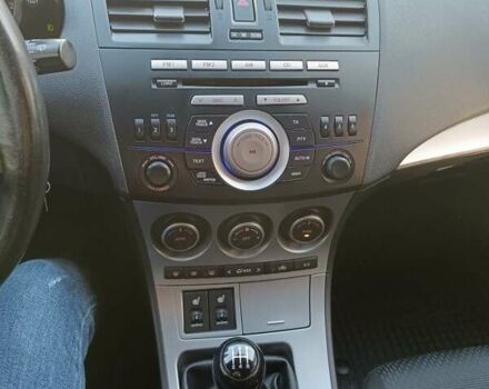 Серый Мазда 3, объемом двигателя 1.6 л и пробегом 240 тыс. км за 5999 $, фото 17 на Automoto.ua