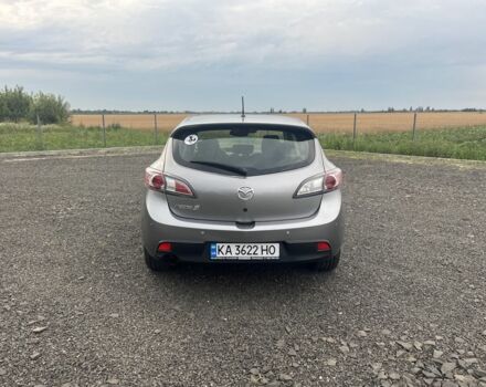 Серый Мазда 3, объемом двигателя 1.6 л и пробегом 212 тыс. км за 8500 $, фото 9 на Automoto.ua