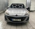 Серый Мазда 3, объемом двигателя 1.6 л и пробегом 300 тыс. км за 4500 $, фото 1 на Automoto.ua