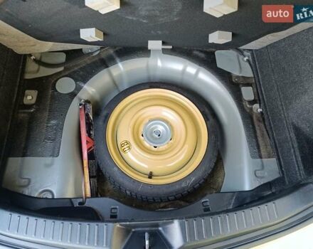 Серый Мазда 3, объемом двигателя 1.6 л и пробегом 240 тыс. км за 5999 $, фото 20 на Automoto.ua