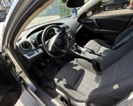 Сірий Мазда 3, об'ємом двигуна 1.56 л та пробігом 240 тис. км за 6200 $, фото 9 на Automoto.ua