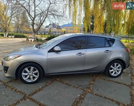 Серый Мазда 3, объемом двигателя 1.6 л и пробегом 240 тыс. км за 5999 $, фото 5 на Automoto.ua