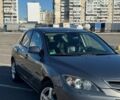 Серый Мазда 3, объемом двигателя 2 л и пробегом 300 тыс. км за 4900 $, фото 1 на Automoto.ua