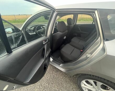 Серый Мазда 3, объемом двигателя 1.6 л и пробегом 212 тыс. км за 8500 $, фото 14 на Automoto.ua