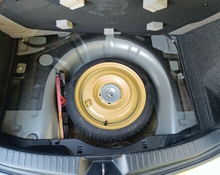 Сірий Мазда 3, об'ємом двигуна 1.6 л та пробігом 240 тис. км за 5999 $, фото 21 на Automoto.ua