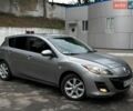 Сірий Мазда 3, об'ємом двигуна 1.56 л та пробігом 300 тис. км за 5400 $, фото 1 на Automoto.ua