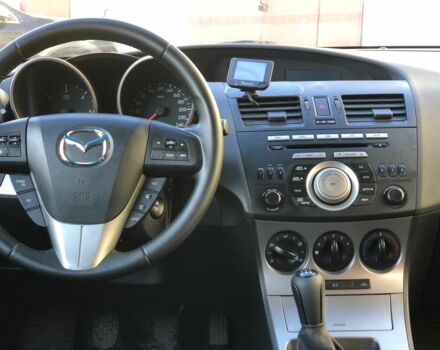 Серый Мазда 3, объемом двигателя 1.6 л и пробегом 268 тыс. км за 7000 $, фото 6 на Automoto.ua