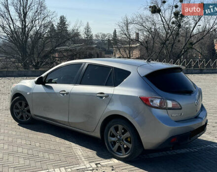 Сірий Мазда 3, об'ємом двигуна 1.56 л та пробігом 272 тис. км за 6000 $, фото 7 на Automoto.ua