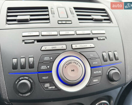 Серый Мазда 3, объемом двигателя 1.6 л и пробегом 75 тыс. км за 8750 $, фото 97 на Automoto.ua