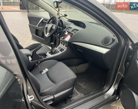Сірий Мазда 3, об'ємом двигуна 1.6 л та пробігом 206 тис. км за 8500 $, фото 7 на Automoto.ua