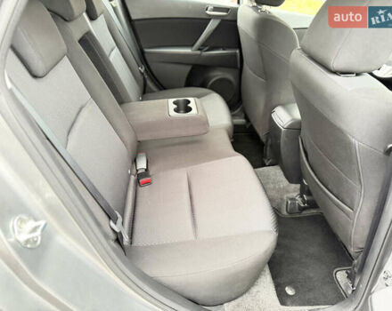 Серый Мазда 3, объемом двигателя 1.6 л и пробегом 75 тыс. км за 8750 $, фото 71 на Automoto.ua