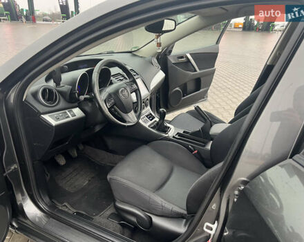 Сірий Мазда 3, об'ємом двигуна 1.6 л та пробігом 206 тис. км за 8500 $, фото 8 на Automoto.ua