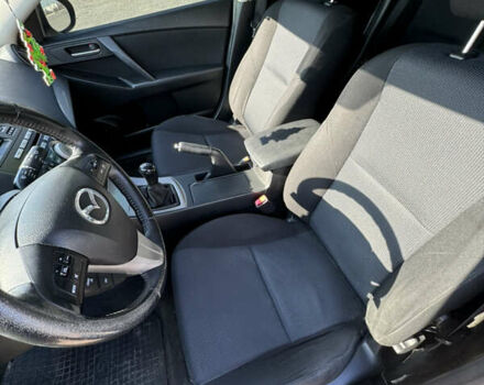 Сірий Мазда 3, об'ємом двигуна 1.56 л та пробігом 272 тис. км за 6000 $, фото 12 на Automoto.ua