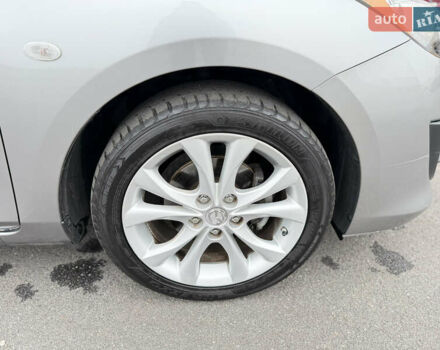 Серый Мазда 3, объемом двигателя 1.6 л и пробегом 75 тыс. км за 8750 $, фото 55 на Automoto.ua