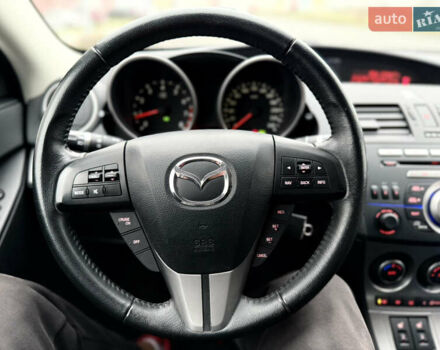 Серый Мазда 3, объемом двигателя 1.6 л и пробегом 75 тыс. км за 8450 $, фото 107 на Automoto.ua