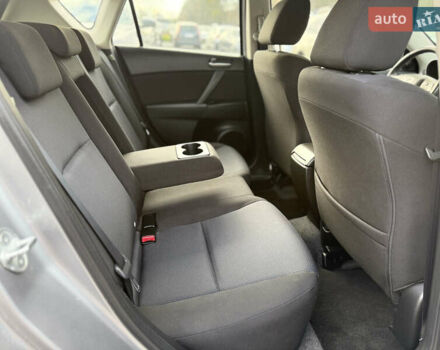 Серый Мазда 3, объемом двигателя 1.6 л и пробегом 229 тыс. км за 6750 $, фото 17 на Automoto.ua