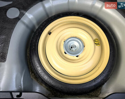 Серый Мазда 3, объемом двигателя 1.6 л и пробегом 229 тыс. км за 6750 $, фото 26 на Automoto.ua