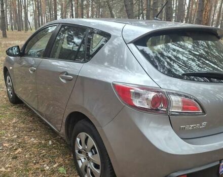 Серый Мазда 3, объемом двигателя 1.6 л и пробегом 190 тыс. км за 7000 $, фото 6 на Automoto.ua