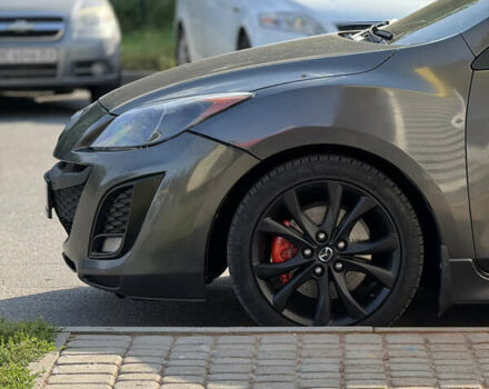 Сірий Мазда 3, об'ємом двигуна 2.49 л та пробігом 320 тис. км за 9119 $, фото 4 на Automoto.ua
