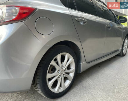 Серый Мазда 3, объемом двигателя 2.49 л и пробегом 333 тыс. км за 7800 $, фото 8 на Automoto.ua