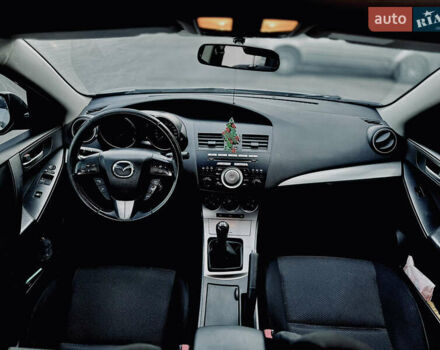 Серый Мазда 3, объемом двигателя 1.56 л и пробегом 272 тыс. км за 5950 $, фото 12 на Automoto.ua