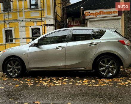 Серый Мазда 3, объемом двигателя 1.56 л и пробегом 272 тыс. км за 5950 $, фото 2 на Automoto.ua