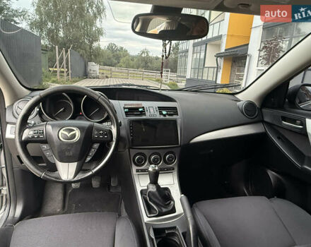 Мазда 3 2010 в Надворной на Automoto.ua Серый Мазда 3, объемом двигателя 2.18 л и пробегом 210 тыс. км за 6350 $, фото 16 на Automoto.ua