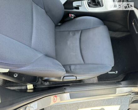 Сірий Мазда 3, об'ємом двигуна 2.18 л та пробігом 206 тис. км за 6999 $, фото 17 на Automoto.ua