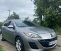 Сірий Мазда 3, об'ємом двигуна 1.6 л та пробігом 235 тис. км за 6100 $, фото 1 на Automoto.ua