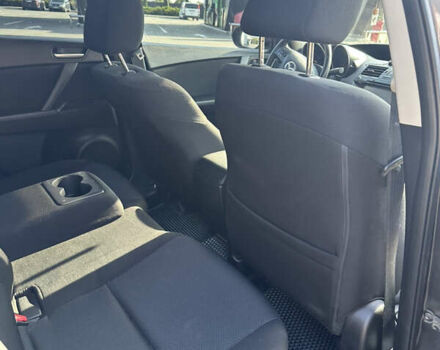 Серый Мазда 3, объемом двигателя 1.6 л и пробегом 176 тыс. км за 7300 $, фото 10 на Automoto.ua