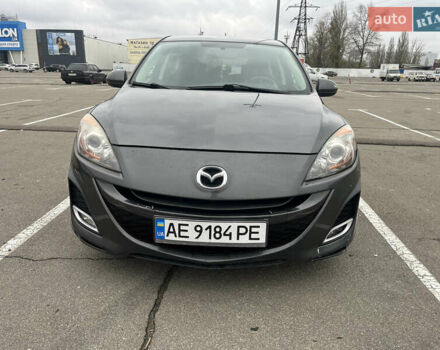 Серый Мазда 3, объемом двигателя 1.56 л и пробегом 265 тыс. км за 5800 $, фото 1 на Automoto.ua