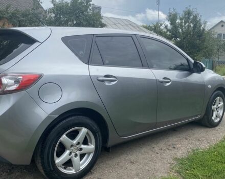 Сірий Мазда 3, об'ємом двигуна 1.6 л та пробігом 235 тис. км за 6100 $, фото 3 на Automoto.ua