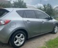 Сірий Мазда 3, об'ємом двигуна 1.6 л та пробігом 235 тис. км за 6100 $, фото 3 на Automoto.ua