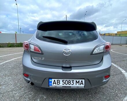 Серый Мазда 3, объемом двигателя 1.6 л и пробегом 165 тыс. км за 8500 $, фото 3 на Automoto.ua