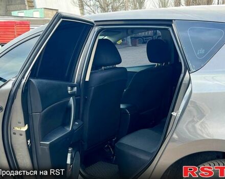Серый Мазда 3, объемом двигателя 1.6 л и пробегом 210 тыс. км за 7300 $, фото 8 на Automoto.ua