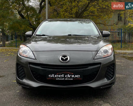 Сірий Мазда 3, об'ємом двигуна 1.56 л та пробігом 300 тис. км за 7299 $, фото 1 на Automoto.ua