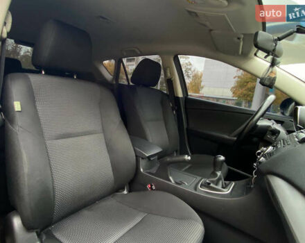 Сірий Мазда 3, об'ємом двигуна 1.56 л та пробігом 300 тис. км за 7299 $, фото 11 на Automoto.ua