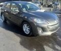 Сірий Мазда 3, об'ємом двигуна 2 л та пробігом 80 тис. км за 3700 $, фото 2 на Automoto.ua