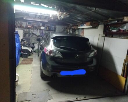 Серый Мазда 3, объемом двигателя 2 л и пробегом 100 тыс. км за 8600 $, фото 1 на Automoto.ua