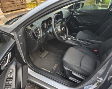 Серый Мазда 3, объемом двигателя 2 л и пробегом 61 тыс. км за 9999 $, фото 10 на Automoto.ua