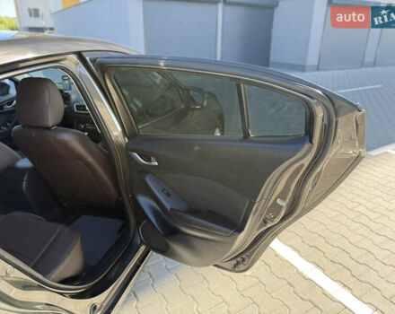 Серый Мазда 3, объемом двигателя 2.2 л и пробегом 235 тыс. км за 11900 $, фото 44 на Automoto.ua