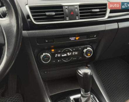 Сірий Мазда 3, об'ємом двигуна 2.19 л та пробігом 236 тис. км за 11500 $, фото 15 на Automoto.ua