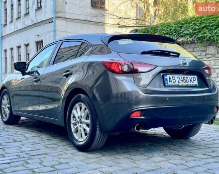 Сірий Мазда 3, об'ємом двигуна 2.19 л та пробігом 239 тис. км за 10850 $, фото 5 на Automoto.ua